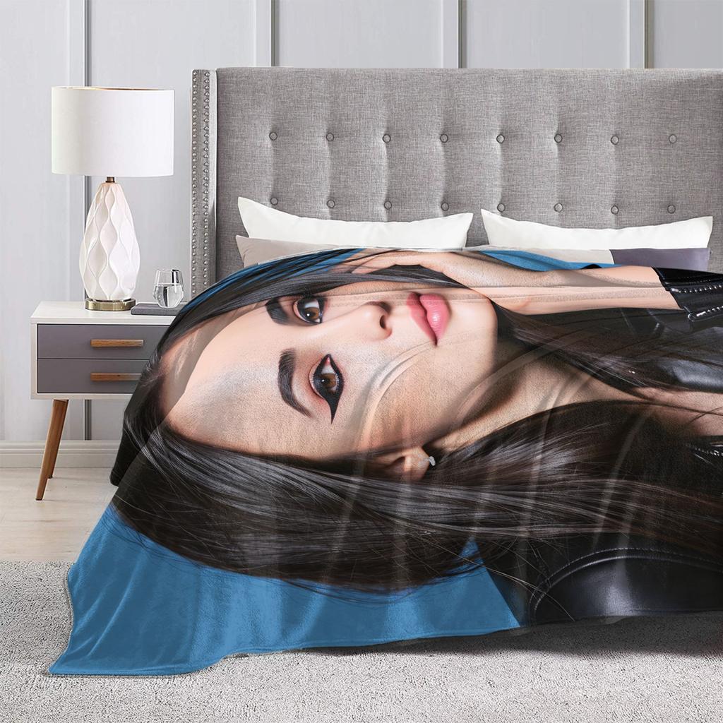 Actor Sofia Carson  Plush Blanket Kids  Flannel Throw Blanket For Outdoor Warm Soft Design Quality Bedspread Gift Idea