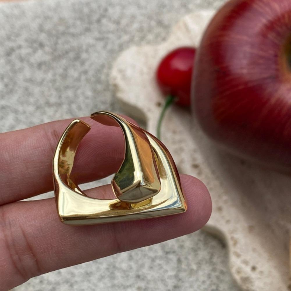 Trend Personality Sliver Color Stainless Steel Irregular Geometric Interlace Rings for Women Men Index Finger Designer Jewelry
