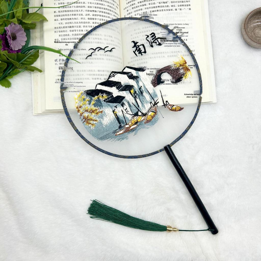 Ancient Style Single-Sided Suzhou Embroidery Dance Fan