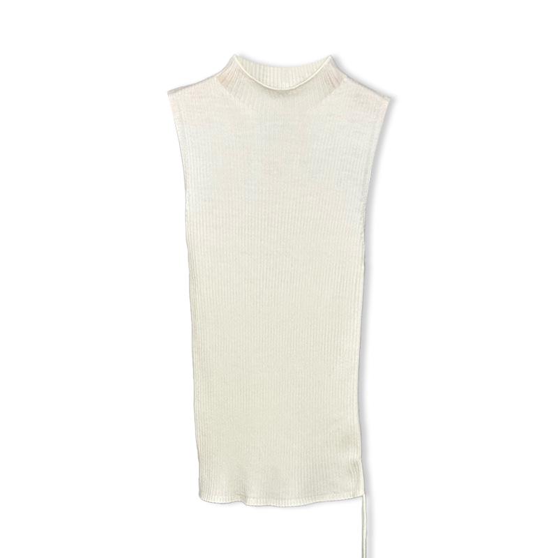 

Асимметричный трикотажный жилет без рукавов из мериносовой шерсти с боковой сборкой Medium белый