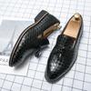 Fashion Woven Pattern Men Loafers Shoes Luxury Brand Casual Men Shoes Fashion Slip-on Shoes New Tassel Leather Shoes Designer Mens Shoes