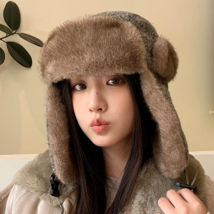 Plush Hat Women's Autumn and Winter Lei Feng Hat, Plush Thickened Warm Cycling Cold Ear Protection Hat