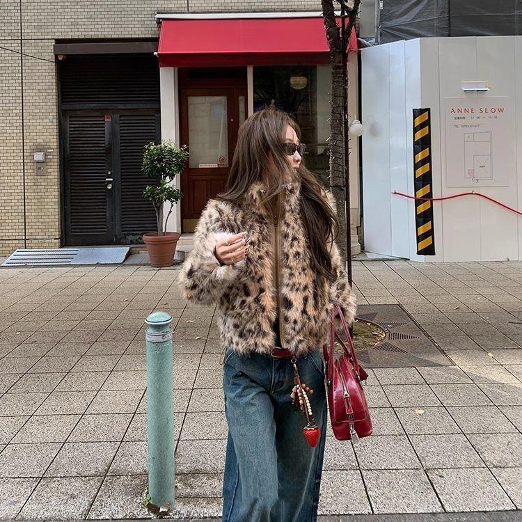 New Gradient Leopard Print Cropped Coat for Women - Thickened Ladies' Overcoat