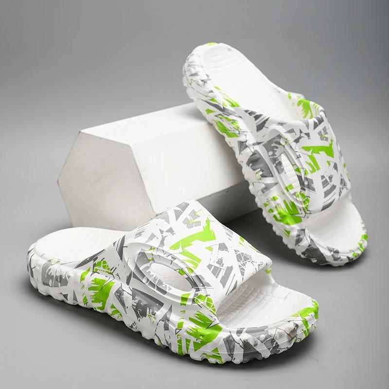 Outdoor Men Slippers Lightweight Men Beach Shoes Non-Slip Bathroom Slides Soft Indoor Home Sandals  Fashion Flip Flop