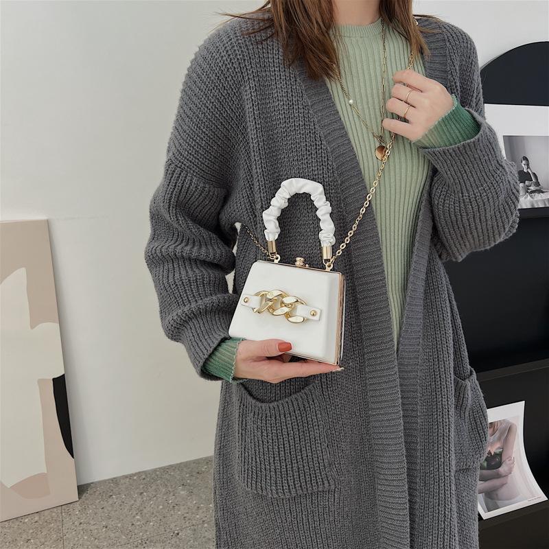 Pu bag women's bag new Korean version 2025 fashion pleated portable messenger ins Internet celebrity foreign style chain box bag