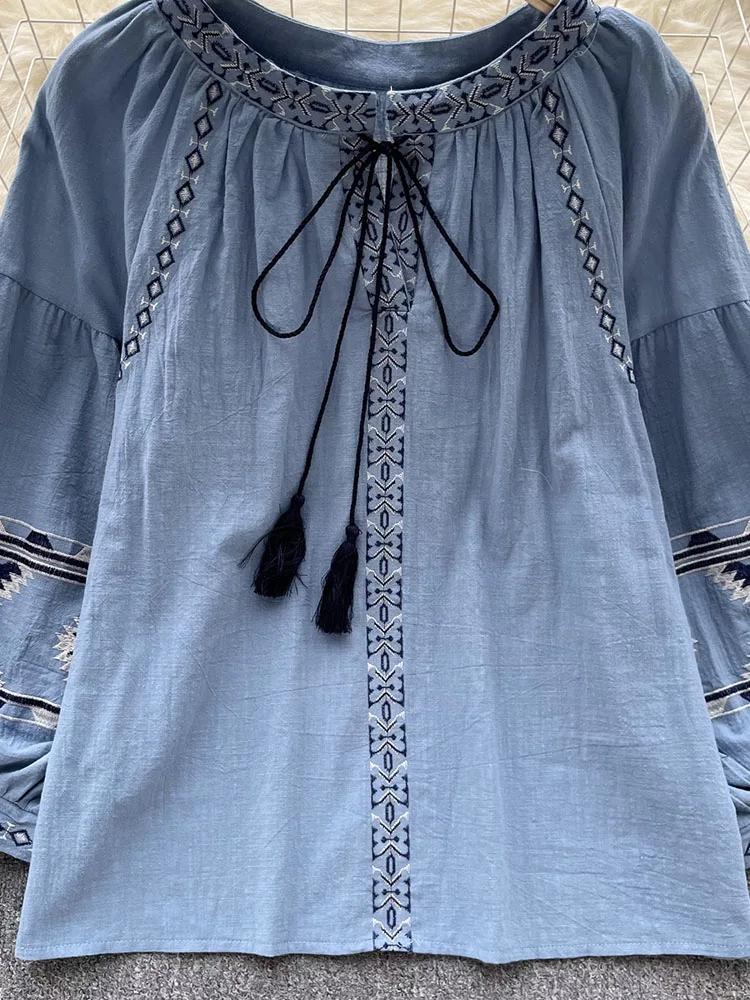 Women's Spring Autumn Retro Ethnic Style Top Embroidered Round Neck Long Sleeve Blouse Loose Shirt Top