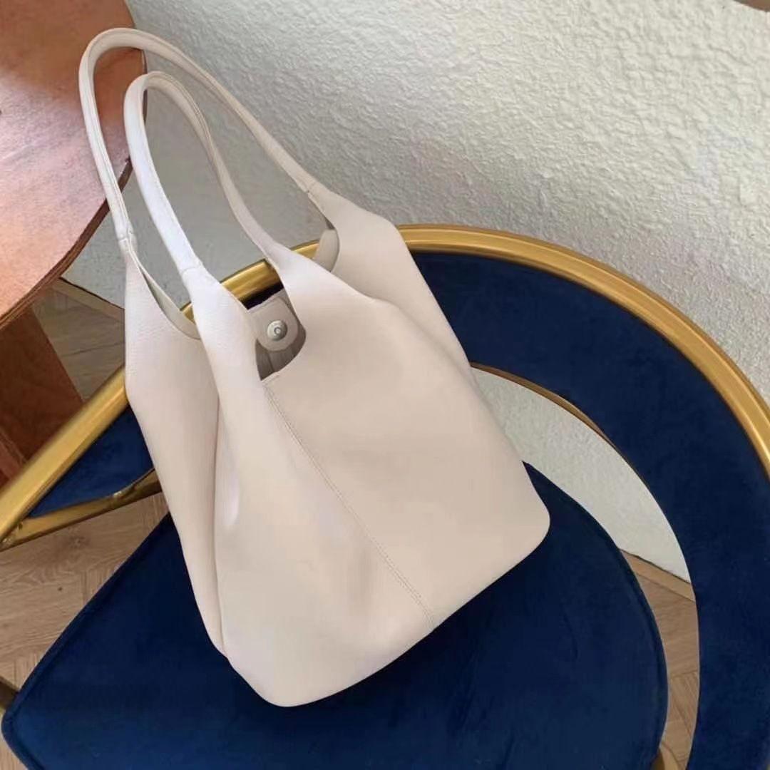 

New women s bag large capacity tote bag minimalist green high-end one-shoulder bag women s high-end texture commuter bag