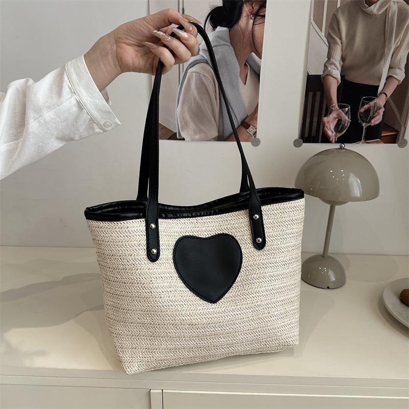 

Casual weaving new large-capacity tote bag women s versatile commuting personality temperament foreign niche design shoulder bag чёрный