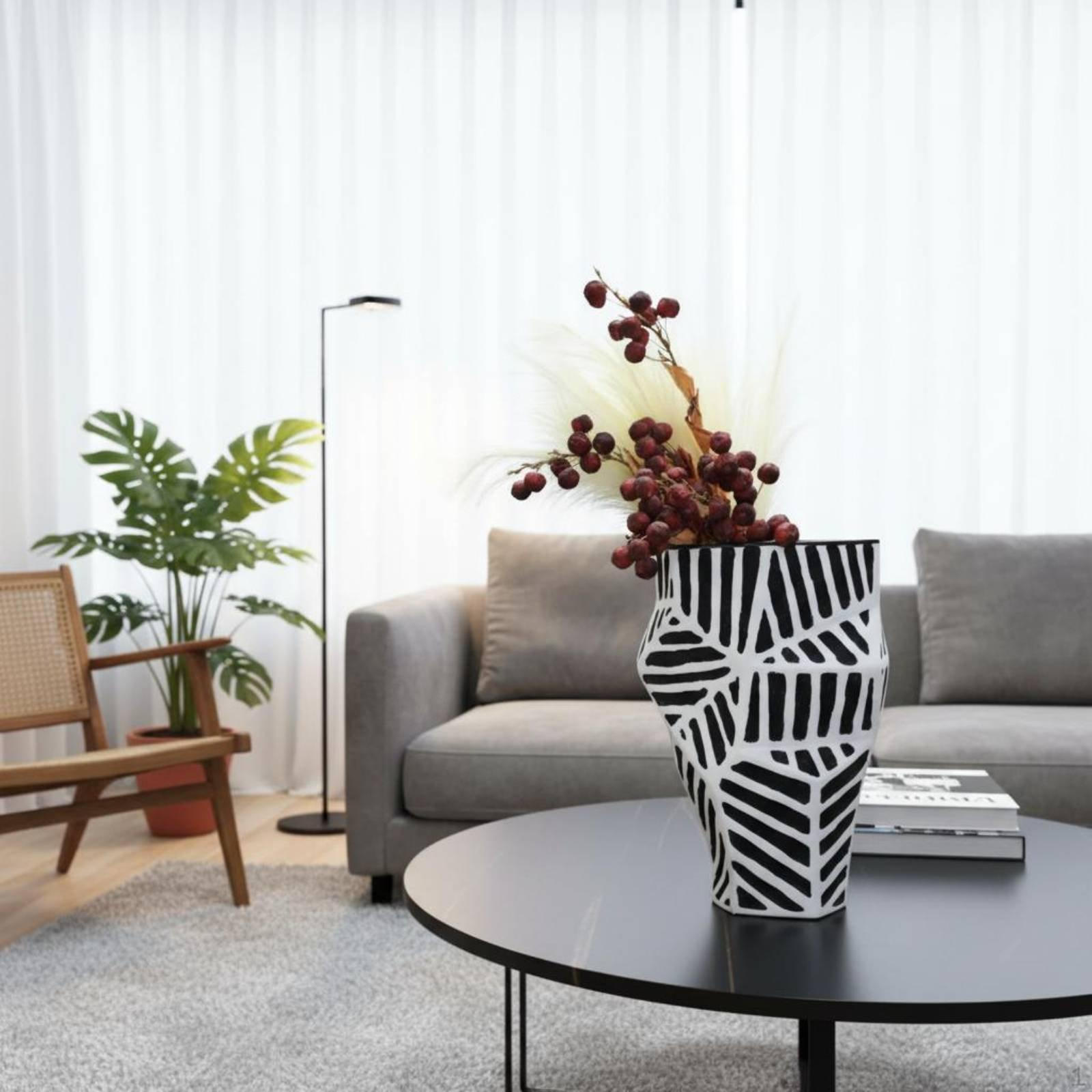 Black and White Striped Vase Modern Minimalist Geometric Decorative Home Decoration for