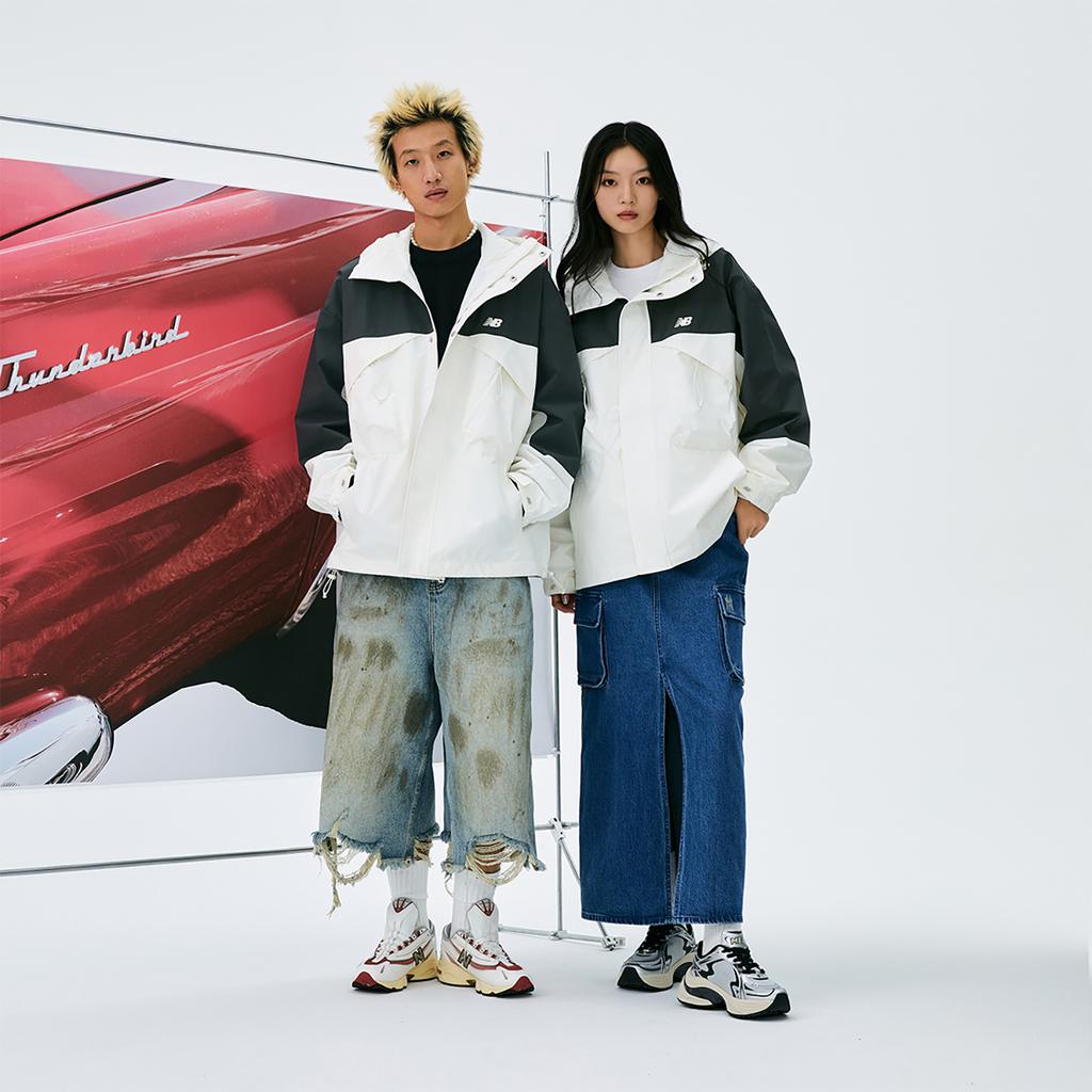 Men's New Balance Jackets & Coats Unisex Black White