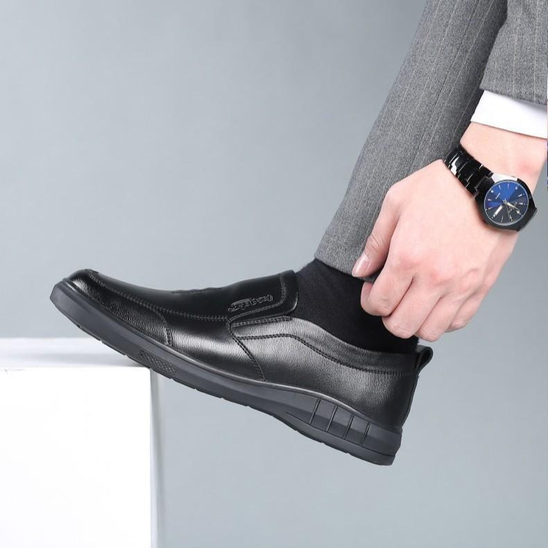 Business leather shoes lazy shoes soft sole dad driving shoes solid color velvet casual shoes
