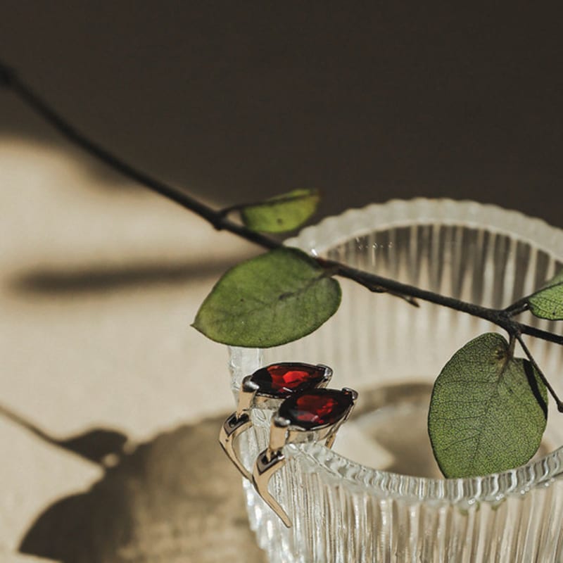 J.Lauren Marquise Garnet One-Touch Silver Earrings Be0701