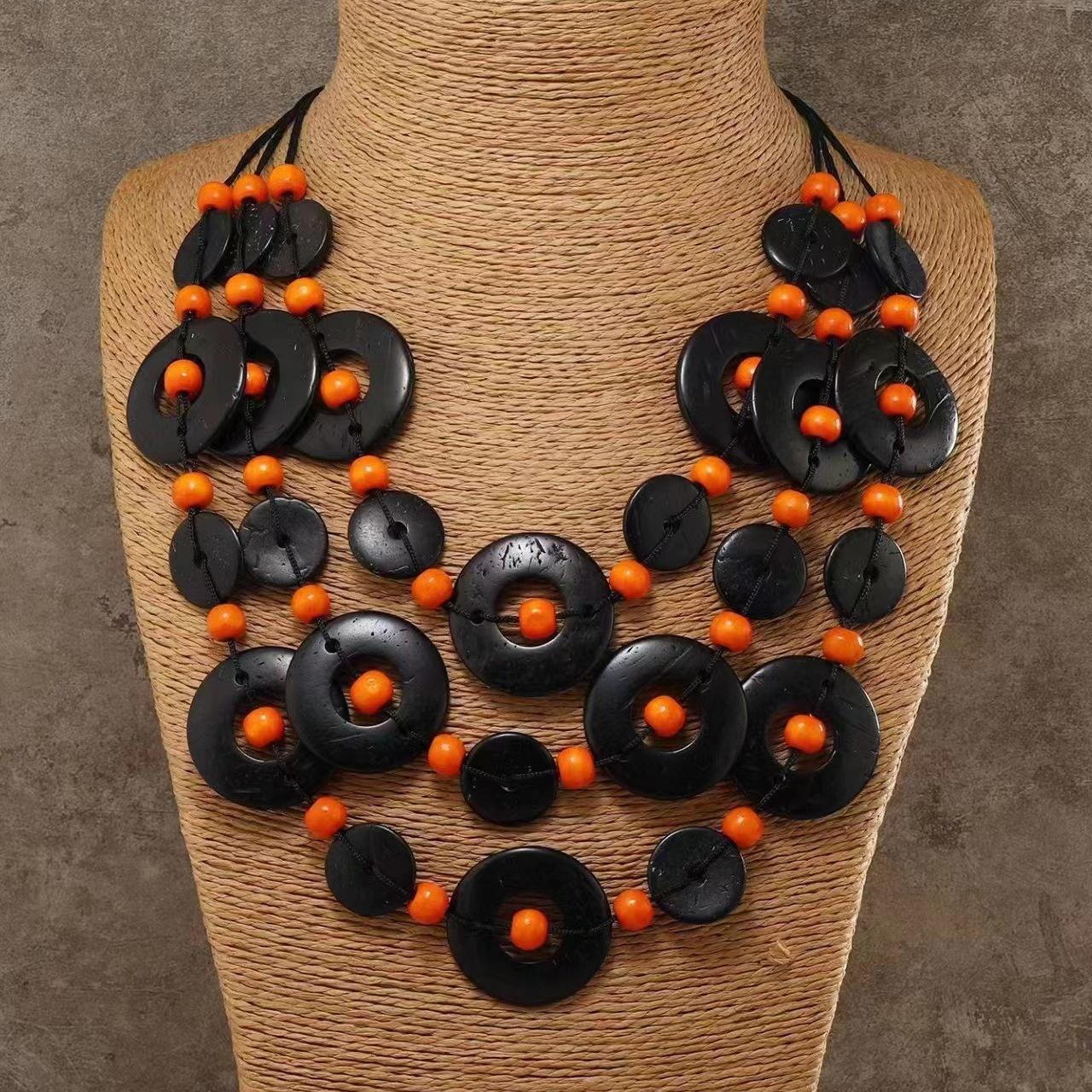 

Bohemian Ethnic Coconut Shell Necklace Long Layered Wool Chain Handmade Retro Tropical Jewelry for Women Fashion Gift
