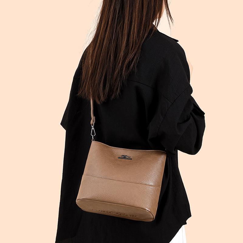 Multi Functional Casual Crossbody Bag PU Soft Leather Retro Crossbody Bag Women's Shoulder Bag Simple Casual Bag