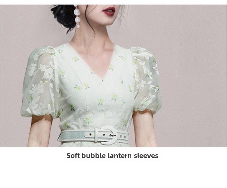 2024 Summer V-Neck A-Line Dress with Bubble Lantern Sleeves and Belt