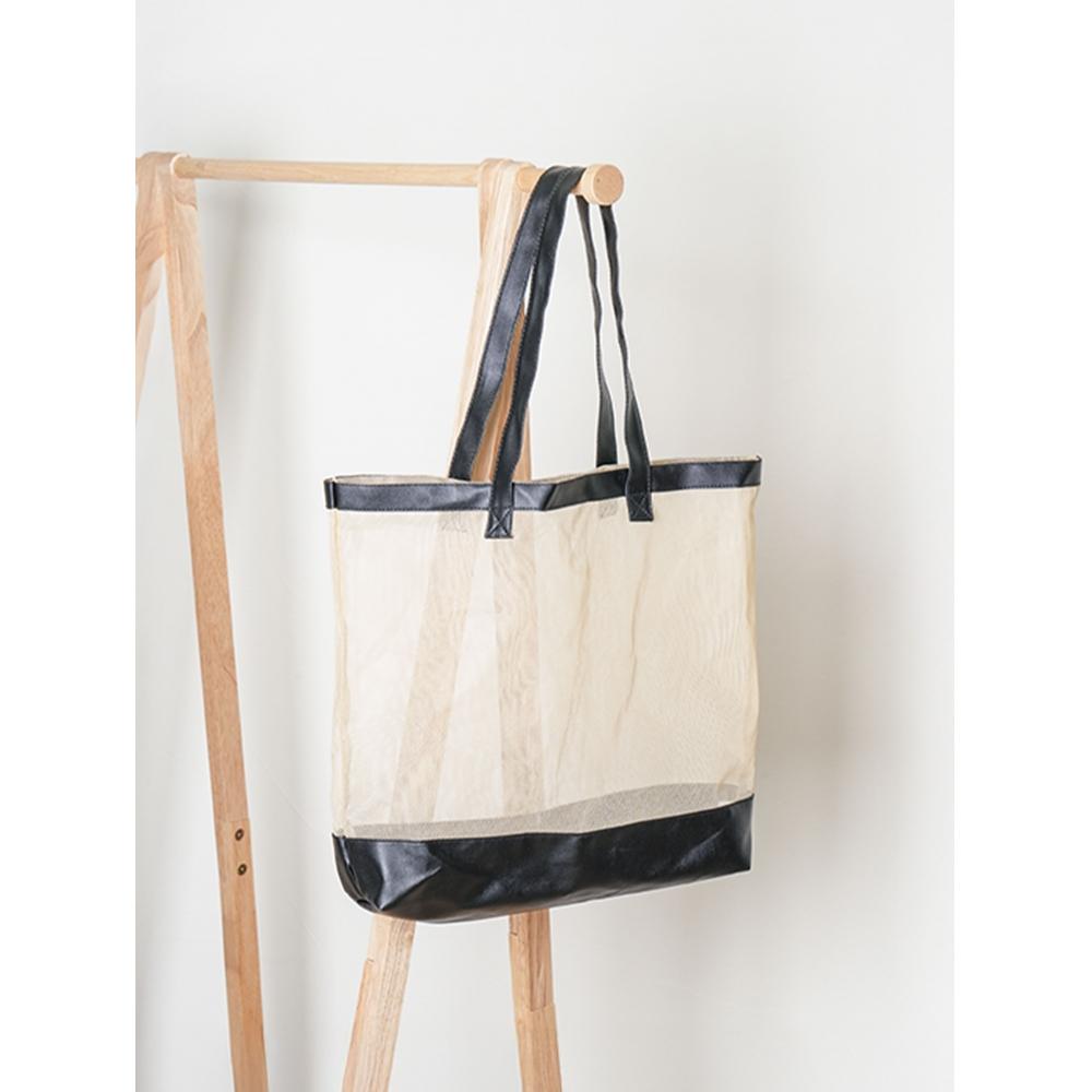 Daiso Velká síťovaná taška přes rameno