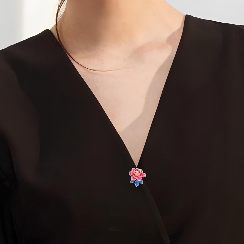 Magnetic Snap Brooch To Prevent Showing of Underwear for Decorative Dress with Pleated Collar Opening Button