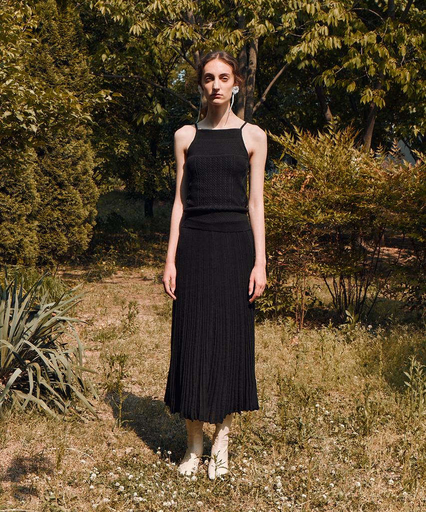 RE RHEE Knitted Pleats Midi Skirt Black