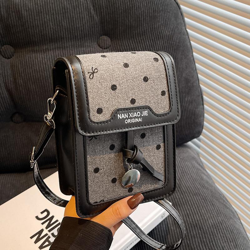

Новая французская нишевая ретро-изысканная сумка для мобильного телефона, модная мини-квадратная сумка