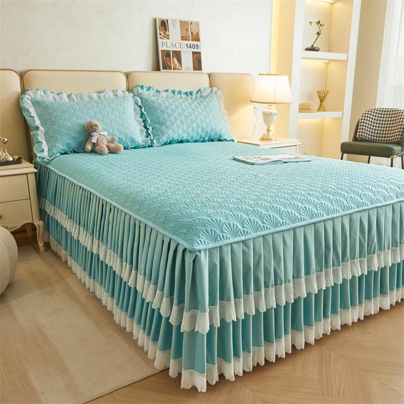 Luxury Super Soft Thick Cotton Bedding Bed Skirt Princess Lace Embroidery Quilted Bedspread Anti-slip Bed Cover No Pillowcase
