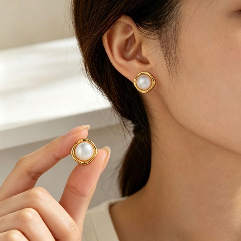 Minimalist Irregular Circle Mother Of Pearl Stud Earrings Women Real Gold Plated Post Geometric Fashion Jewelry