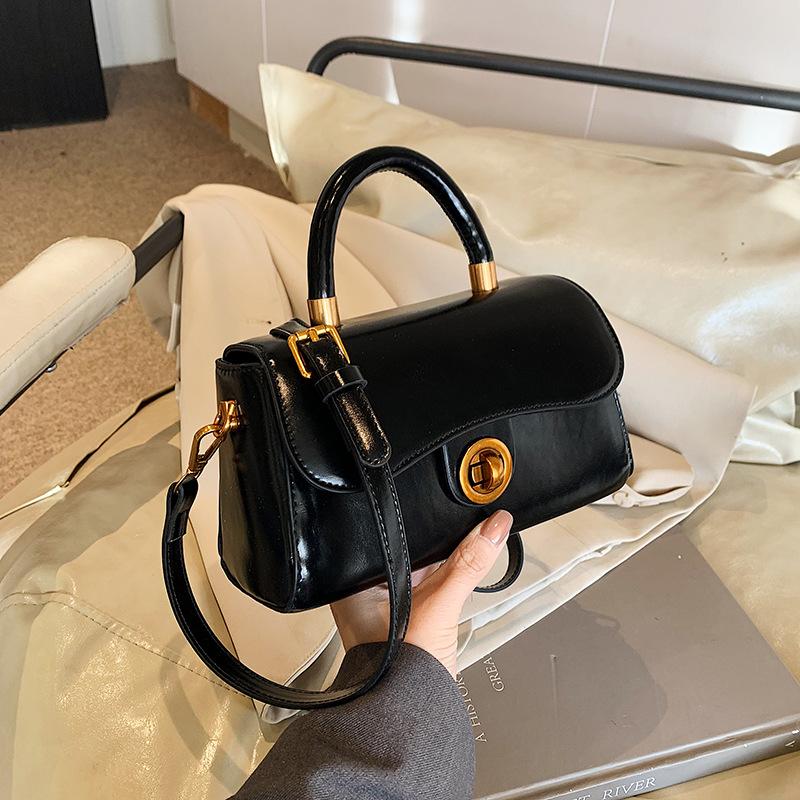 Premium Bag Women's New Autumn and Winter Retro Versatile Shoulder Messenger Bag Portable Small Square Bag