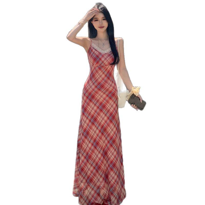 High-end Temperament Plaid Suspender Skirt Women's Summer Seaside Vacation Style Red Waist Dress Hip Skirt Long Dress