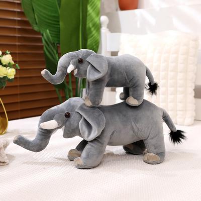 Bonecas e peluches – Peluches