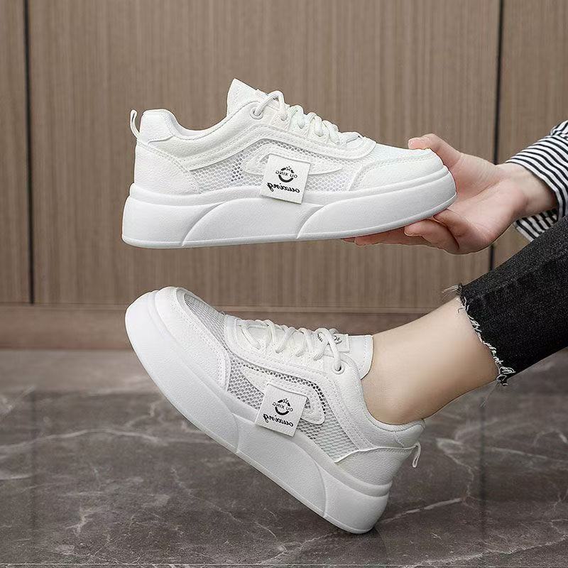 Stepping on shit feeling hollow breathable mesh shoes women's summer 2025 new thin mesh pregnant women soft sole casual sports board shoes
