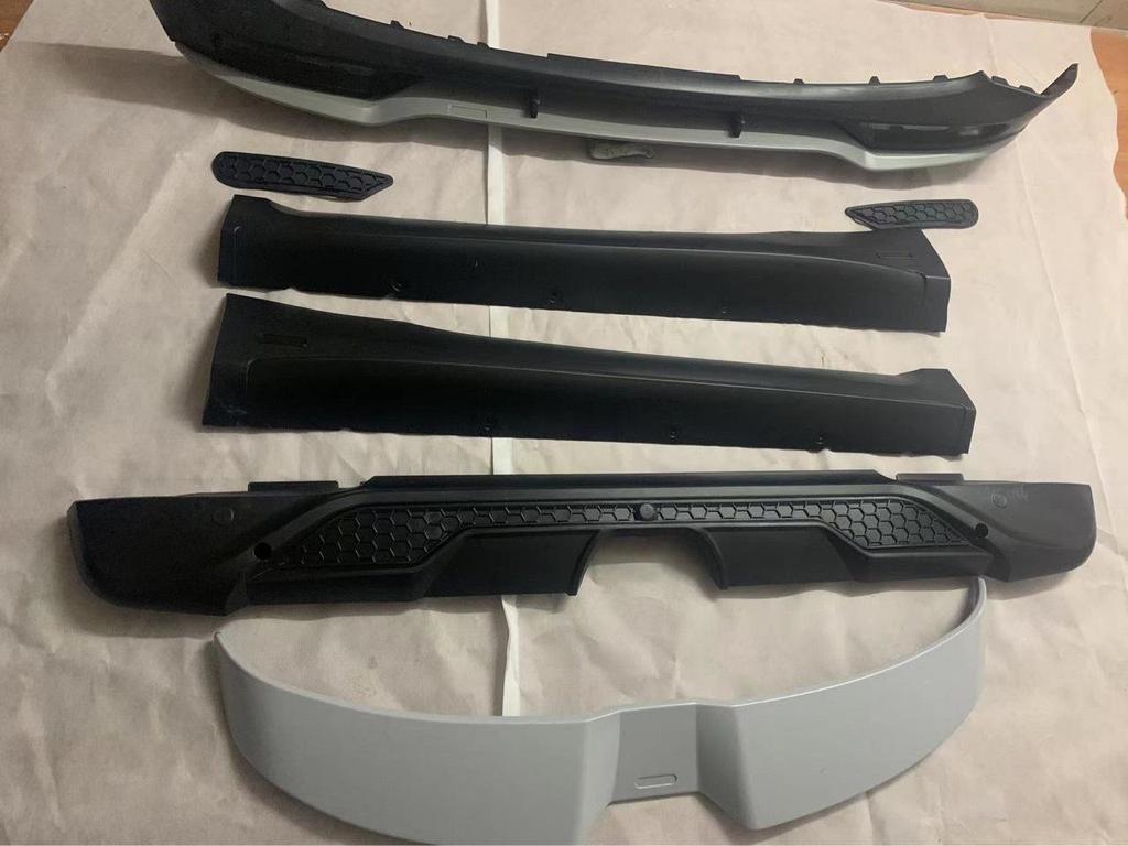 Compatible with smart453: front/rear bumpers, side skirts, Carlsson spoiler for two-door models (2015-2019)