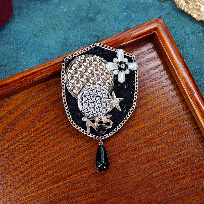 

Винтажная британская брошь с кисточкой в стиле барокко для женщин