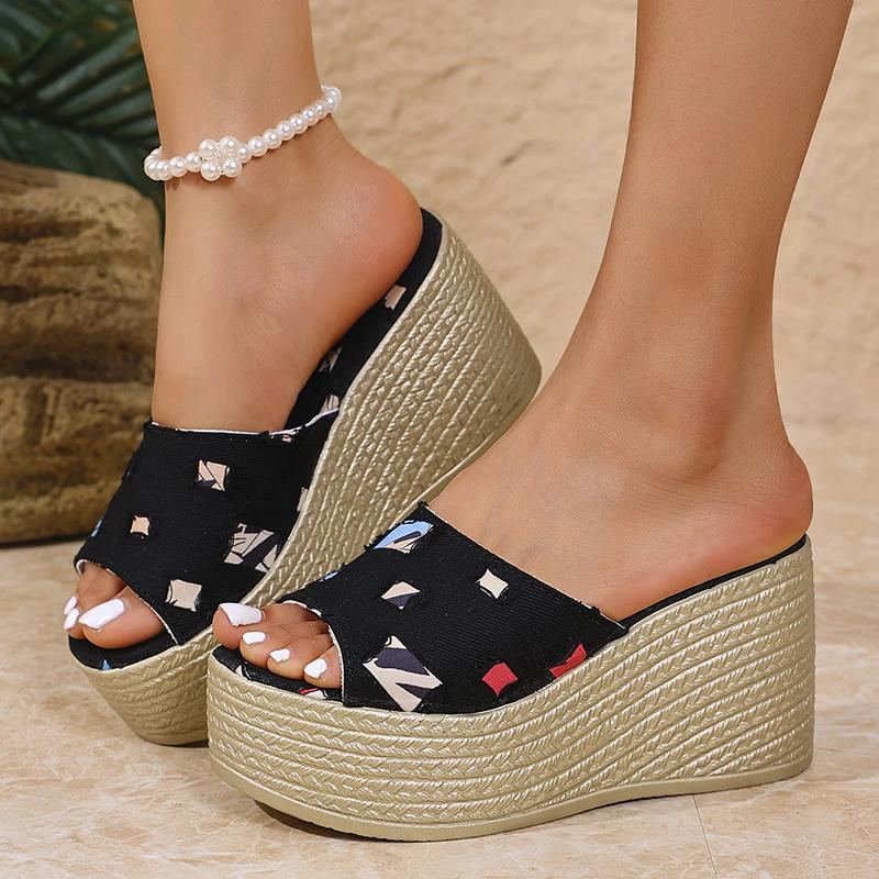 Fashion One Strap Denim Wedge Sandals Women Plus Size Fashion Slip On Platform Heels Sandals Woman Summer Thick Bottom Beach Slippers