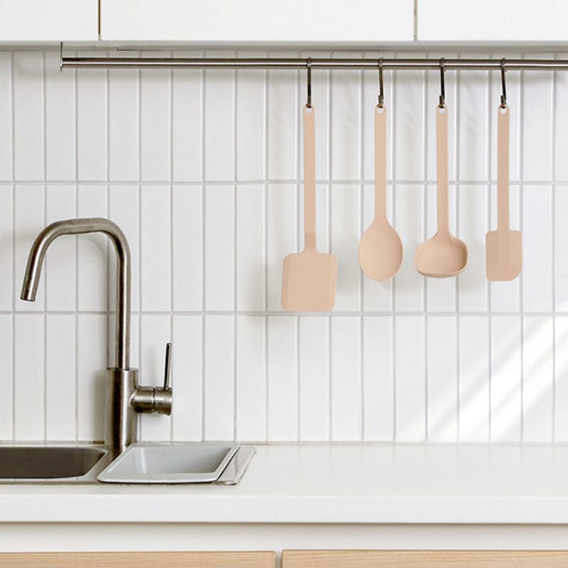 Reborn. J Non-Touching Silicone Kitchen Tool Set of 4 Colors