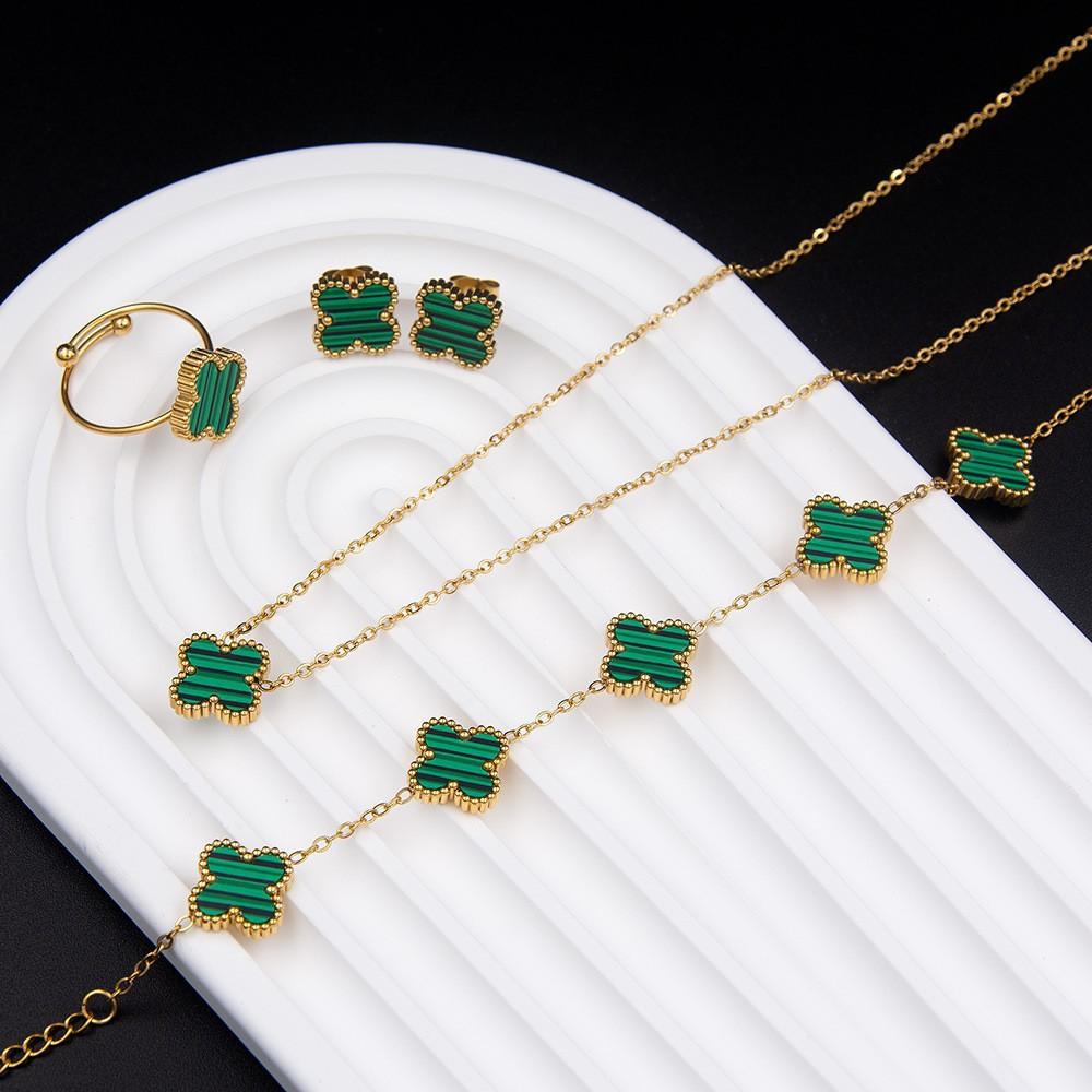 4PCS Clover 4-Piece Jewelry Set Including Necklace, Bracelet, Earrings and Ring, Versatile Lucky Five-Petal Flower Fashion Ornaments