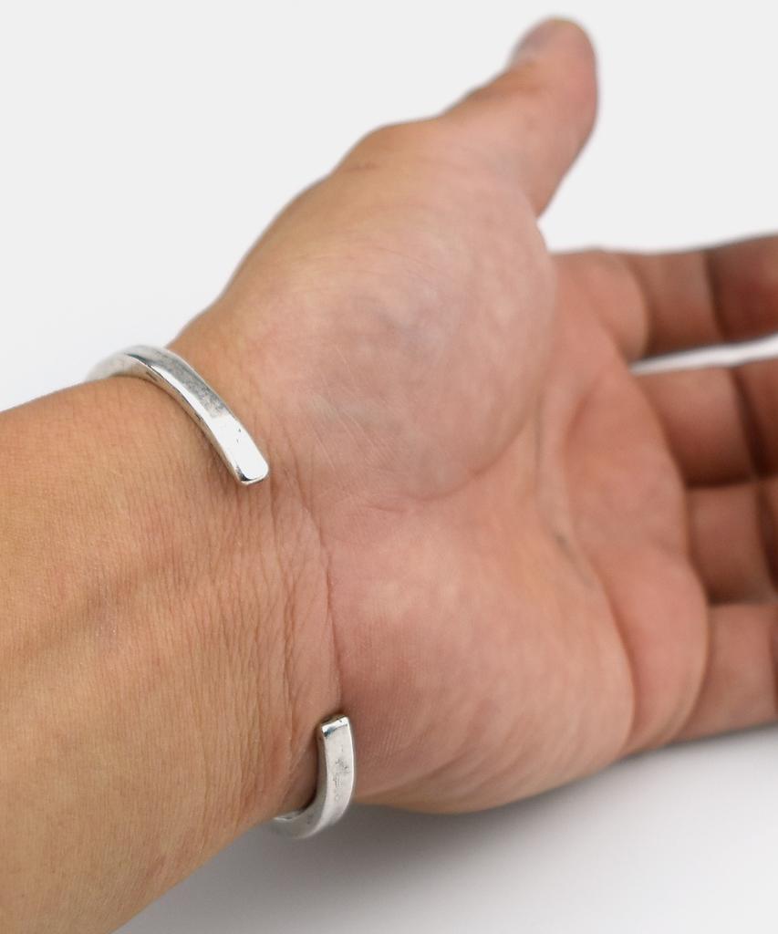 Sheen666 King'S Never Die Silver Bangle Bracelet
