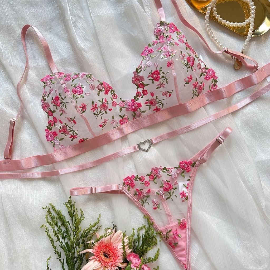 Fetish Lingeries Sexy Adult Hot Clothes Women  Female Lingerie Woman To Catch Rose Embroidered Perspective Love Thong Sex Suit