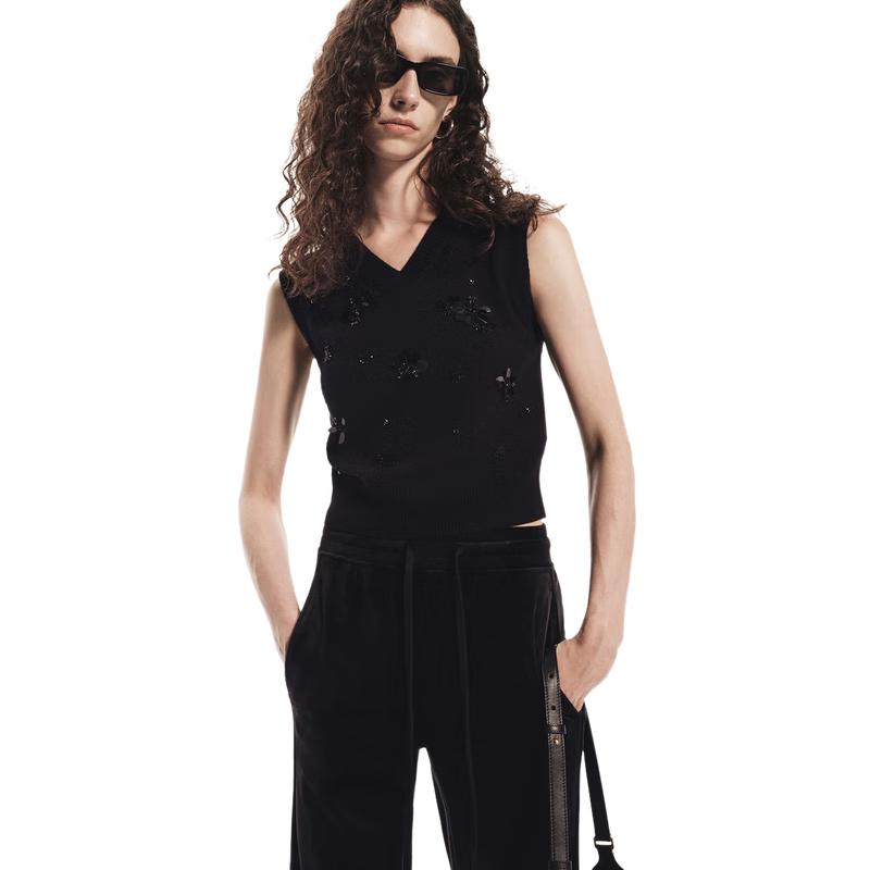 

MO&Co. Жилет из 100% мериносовой шерсти, вязаный, с V-образным вырезом и отделкой шипами M