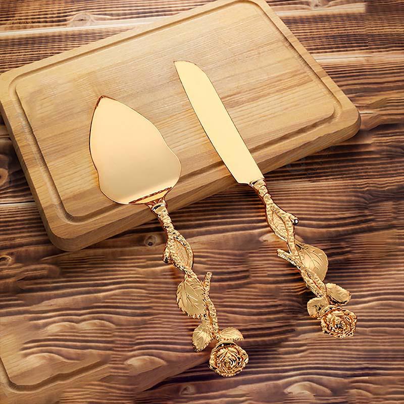 Rose Flower Cake Knife & Spatula Set - Exquisite Metal Alloy Wedding & Tableware Display.