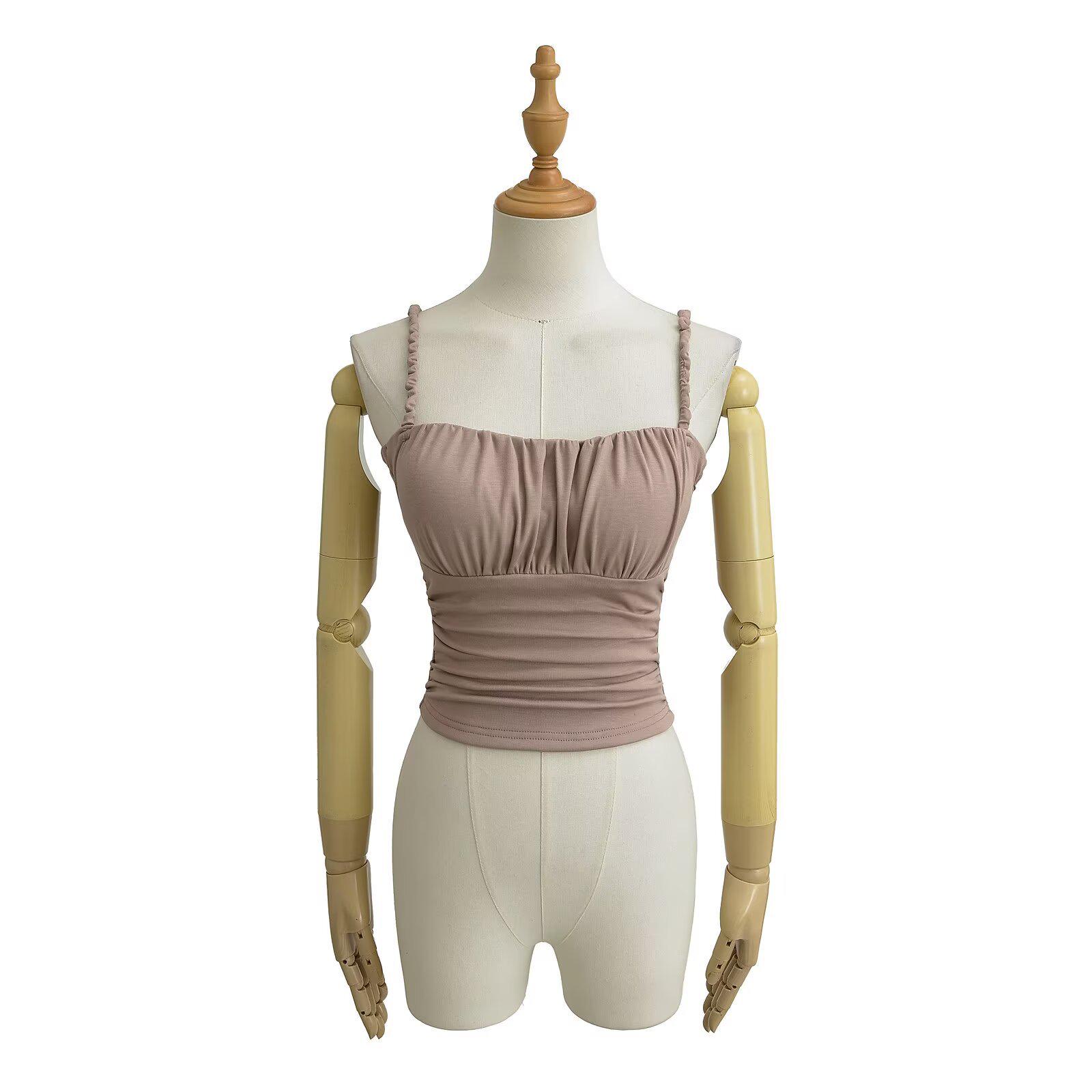 

Женская облегающая майка на весну/лето 2025 года с нагрудными вкладышами и плиссированной утяжкой на талии Small