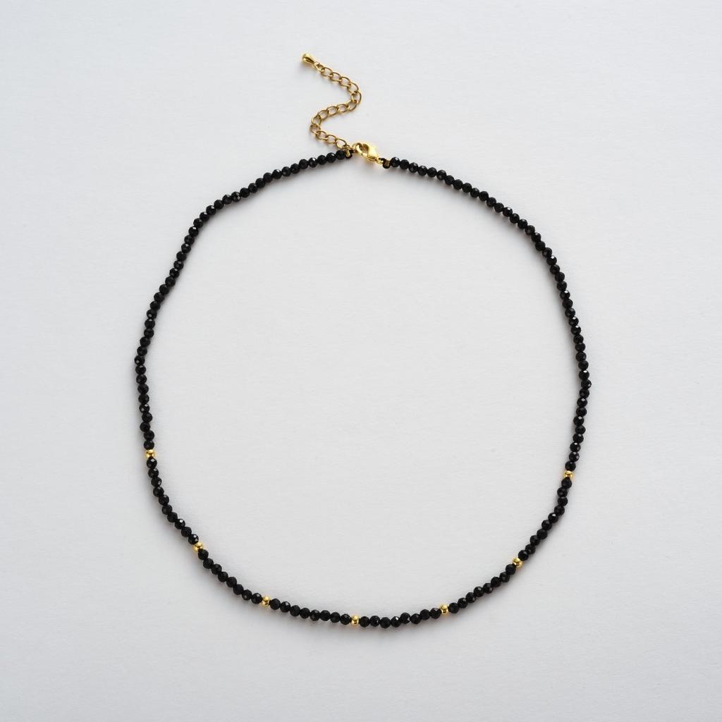 French Retro Fashionable Sweet Cool Wind Black Spinel Beaded Copper Plated 18K Real Gold Collarbone Chain Niche Temperament Necklace