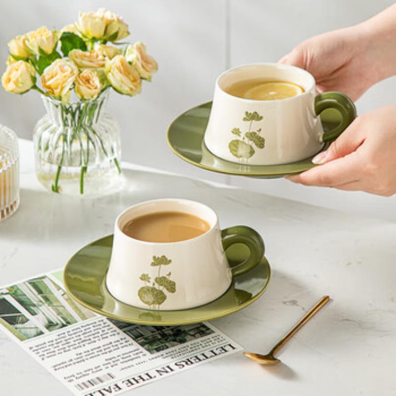 KOBACH Elegant Hand-painted Ceramic Breakfast Mug