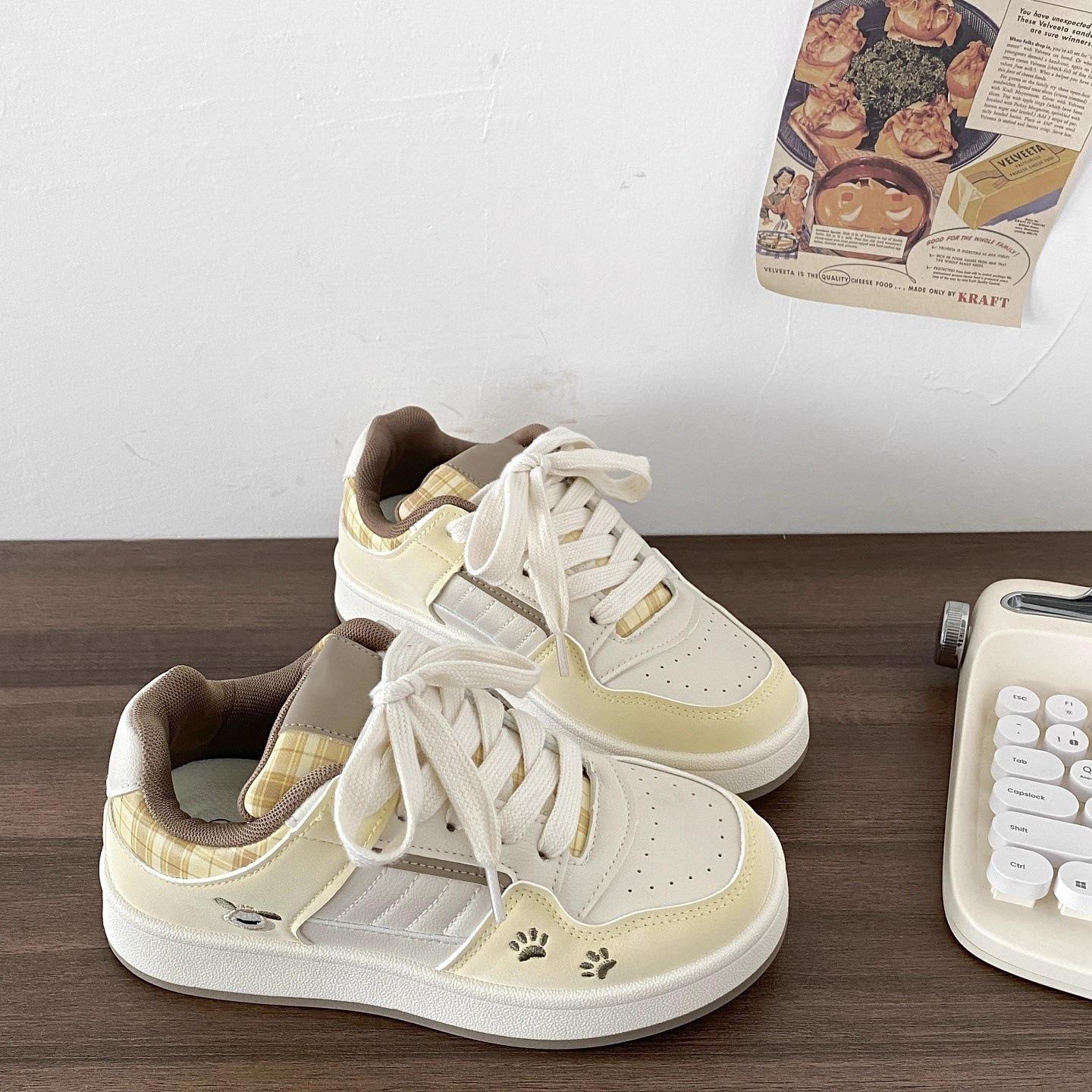 

Thick-soled new spring and autumn board shoes student leisure sports bread shoes 35 жёлтый