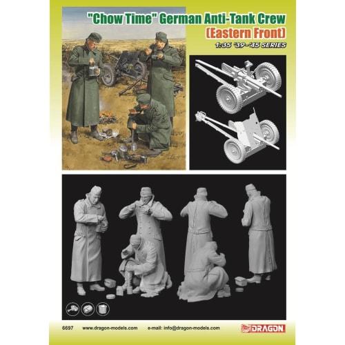 Platz Dragon 1/35 WWII German Anti-Tank Artillery with 3.7cm Pak 35/36 Anti-Tank Gun (It's Dinner Time!) Plastic Model Kit DR6697 (Person)