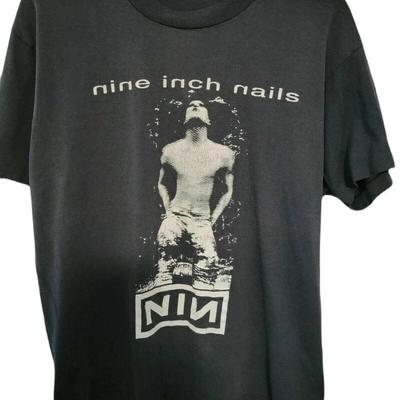 Comfort colors Nin Nine Inch Nails Pretty Hate Machine Tour Maglietta Unisex Reprin