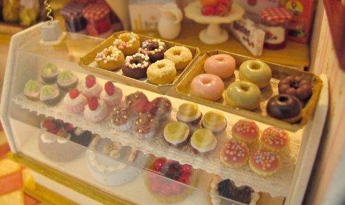 Dollhouse Handmade Kit Set Miniature European Travel Diary Bakery PT-ETJ03