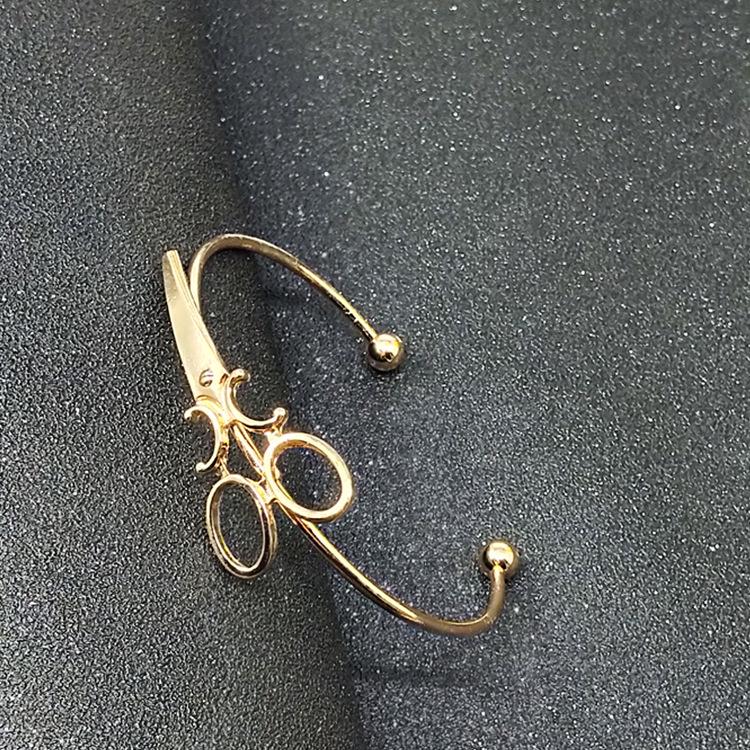 Versatile Open Cuff Bracelet: Japanese-Korean Style, Unisex Simple Accessory