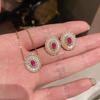 Ciondolo in Argento Placcato Oro e Orecchini con Rubini e Madreperla Naturale, Stile Vintage Antico per Donna