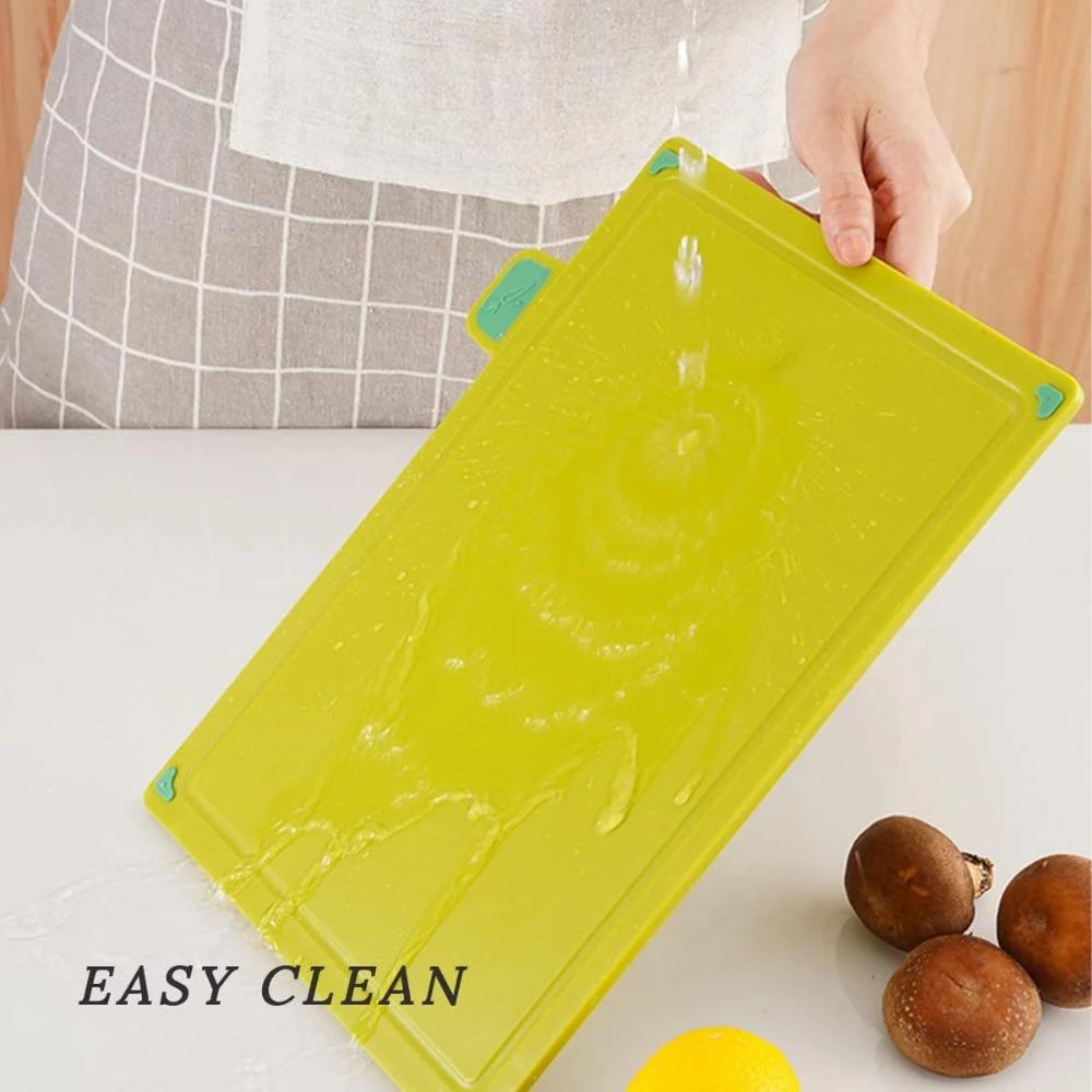 Planches à découper de cuisine, set de 4 planches à découper en plastique, grandes planches à découper de cuisine avec support de rangement, lavables au lave-vaisselle (quatre couleurs), 1 jeu