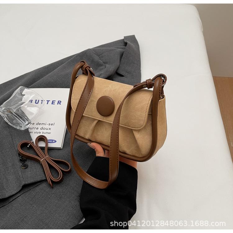 

Korean version pleated cloud bag women s 2025 new foreign style niche underarm bag fashion contrasting color one shoulder messenger bag хаки