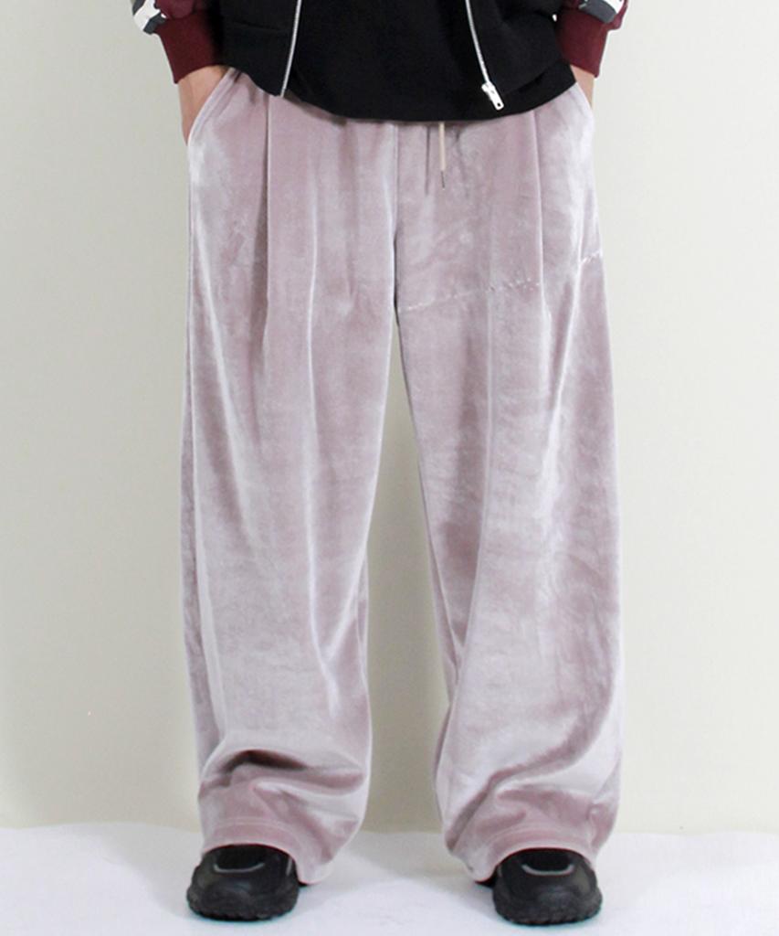 Deumakeu Velvet Laminated Single-Pleat Real Wide Pants Beige